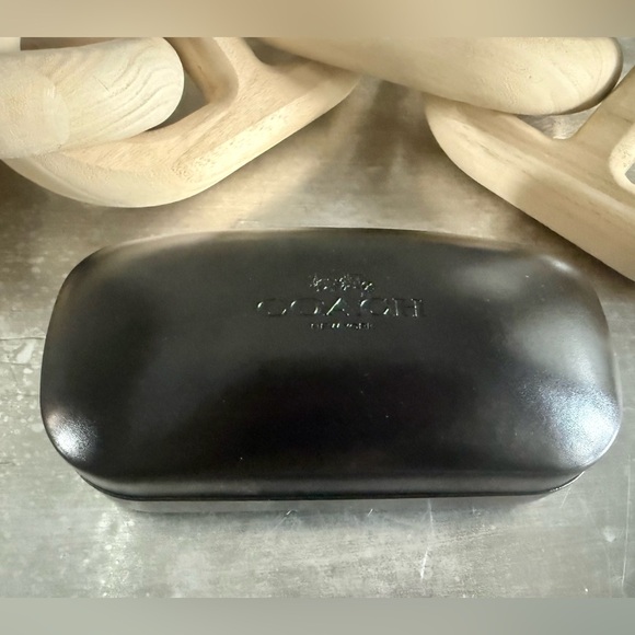 NEW Coach Women's Multi-Color Tortoise Sunglasses CW225 - Picture 10 of 10